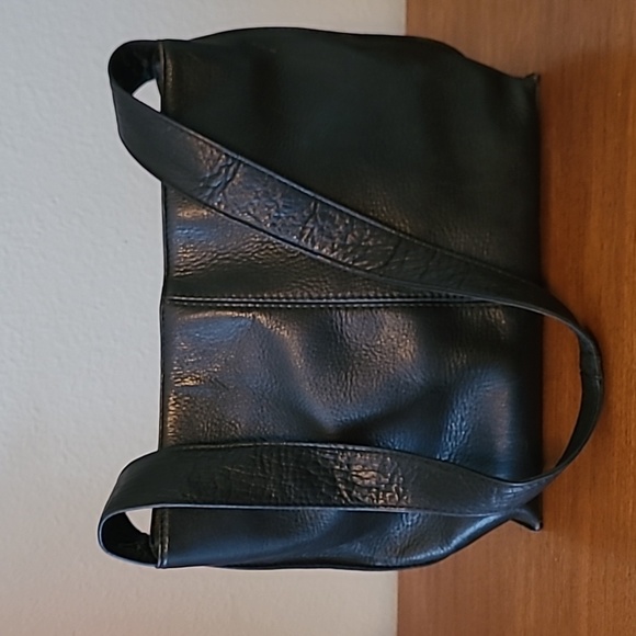 HOBO Handbags - BEAUTIFUL leather bag